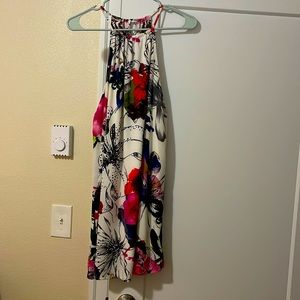 Size M mahina dress! Great for cocktails, weddings and any event!